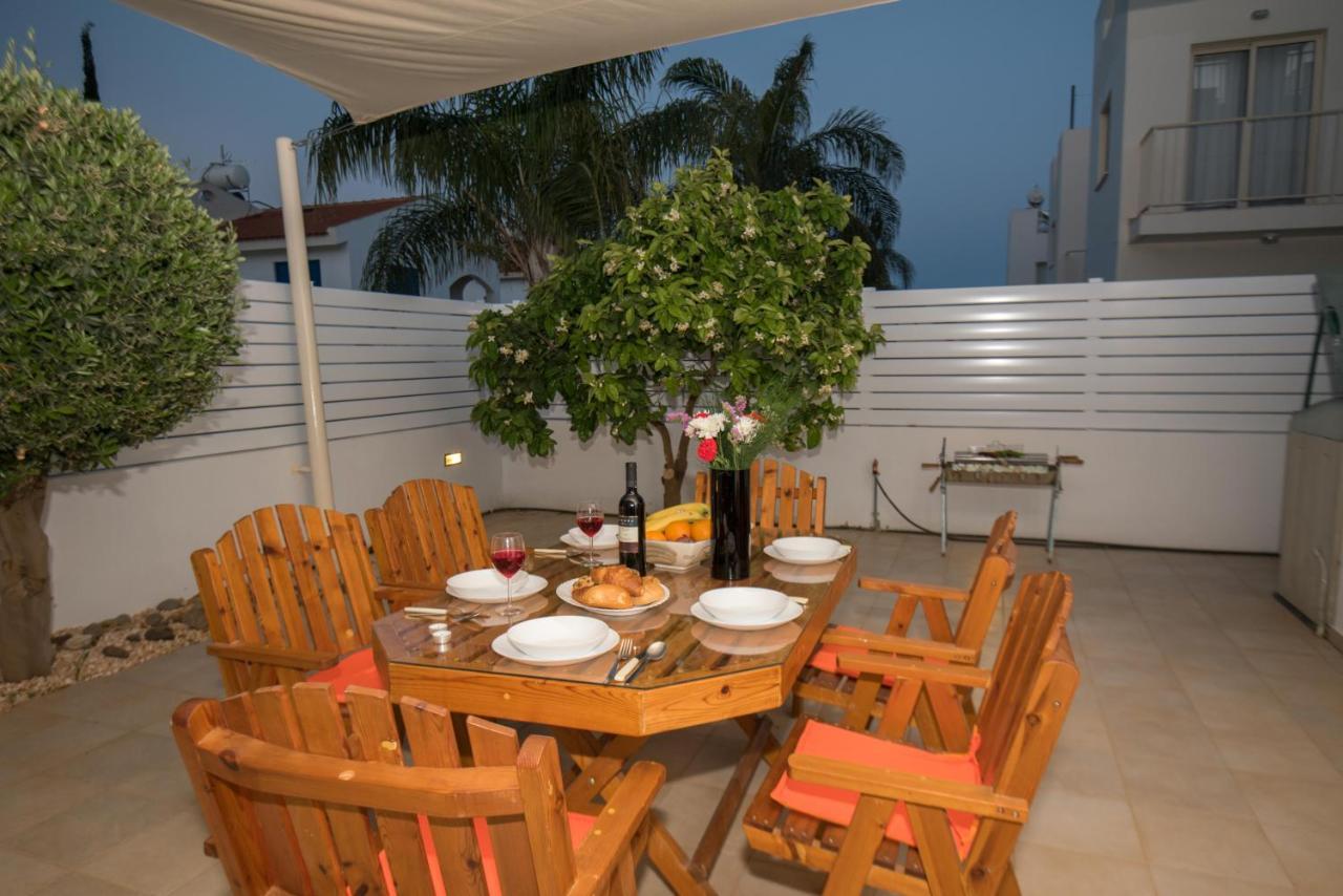 Villa Pomelo Protaras Zewnętrze zdjęcie